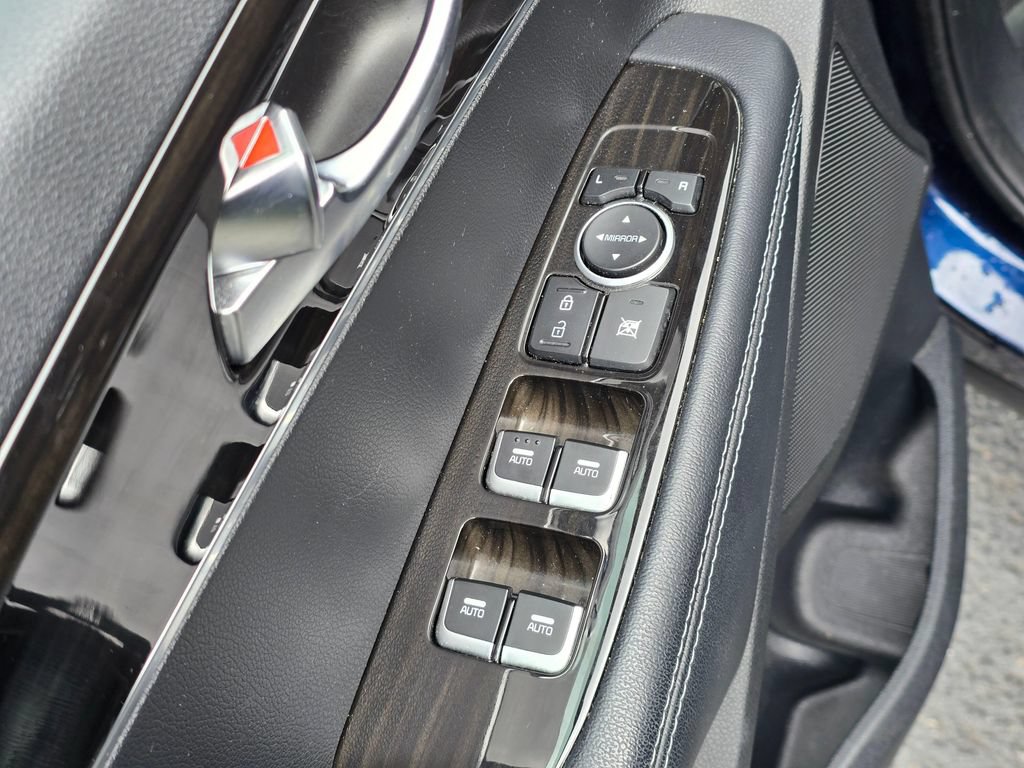 Used 2020 Kia Sorento LX w/ LX I4 Convenience Package FWD image 14