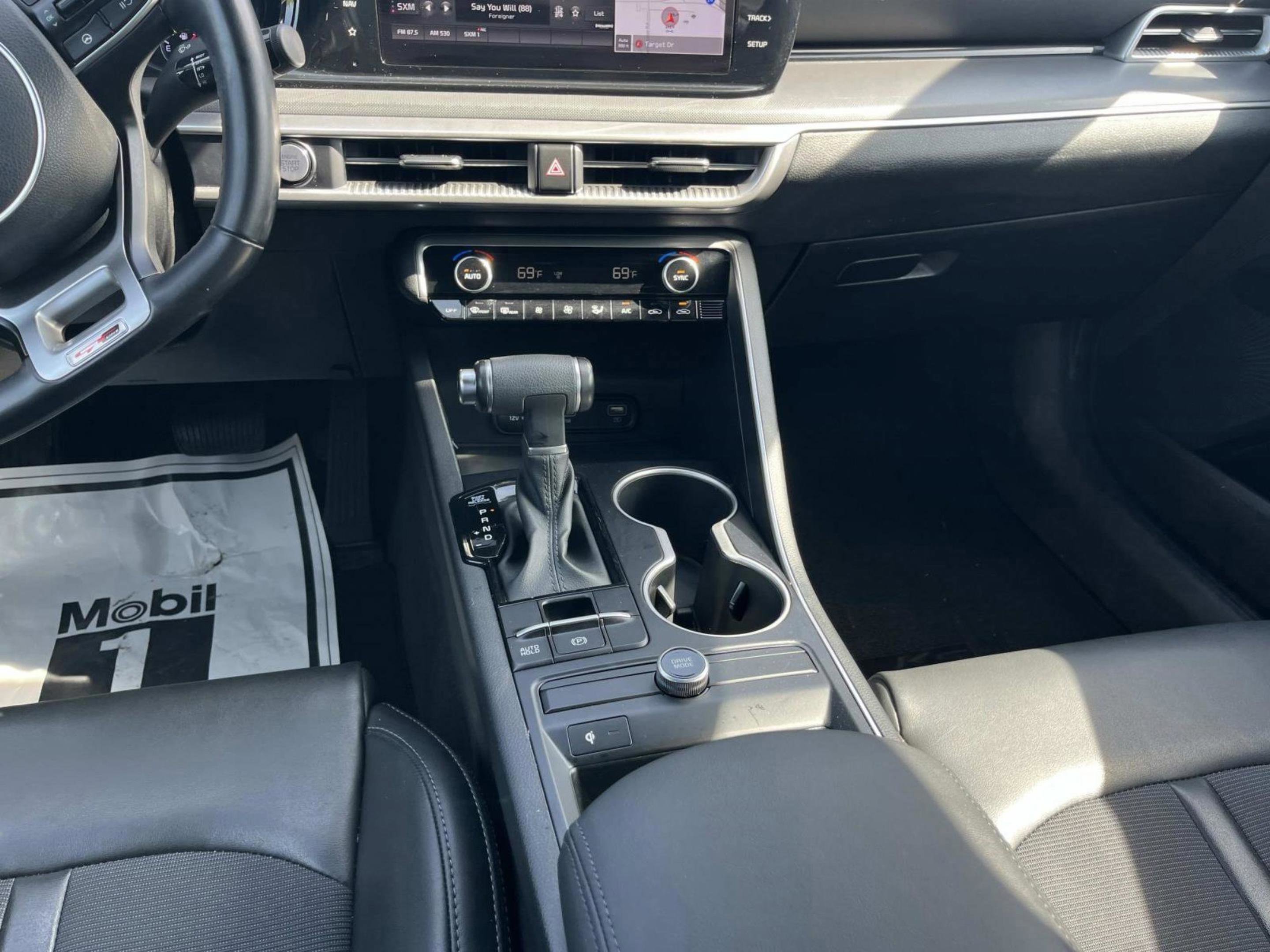 Used 2022 Kia K5 GT-Line FWD image 11