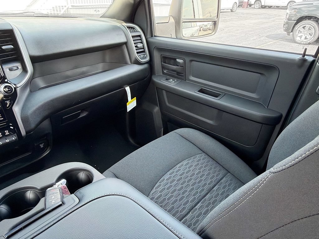 New 2026 RAM 2500 Tradesman AWD/4WD image 29