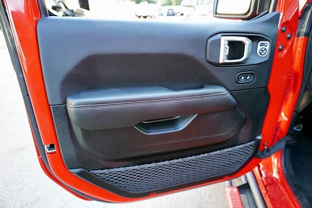 Used 2022 Jeep Wrangler Unlimited Rubicon image 28