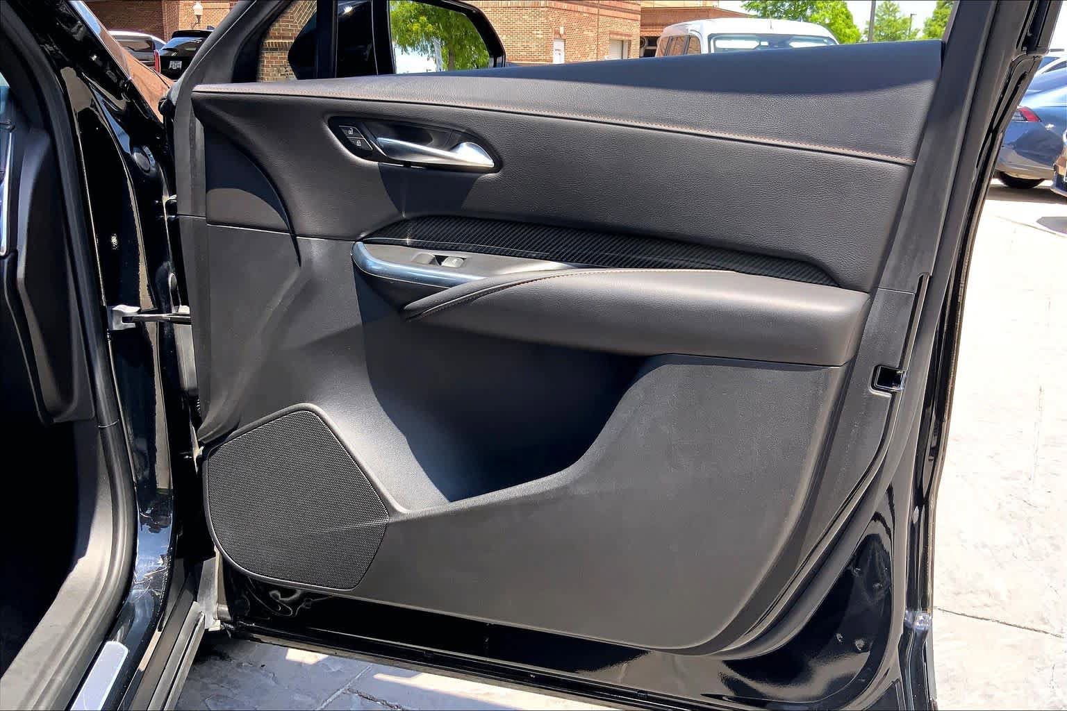 Used 2020 Cadillac XT4 Sport w/ Cold Weather Package FWD image 23