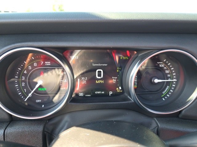 Used 2023 Jeep Wrangler Unlimited Sahara w/ Cold Weather Group image 21