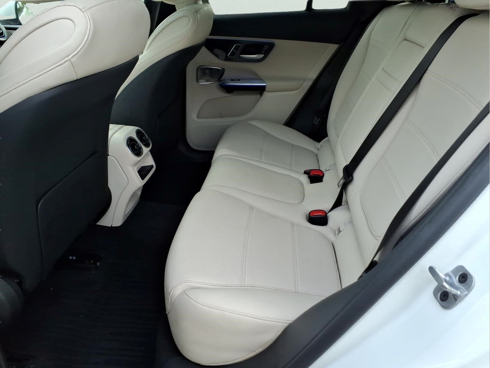 Certified 2023 Mercedes-Benz GLC 300 4MATIC image 12