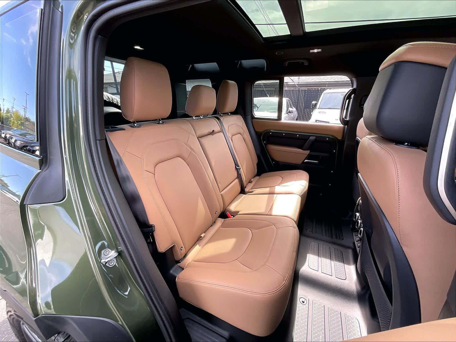 New 2026 Land Rover Defender 110 S AWD/4WD image 27