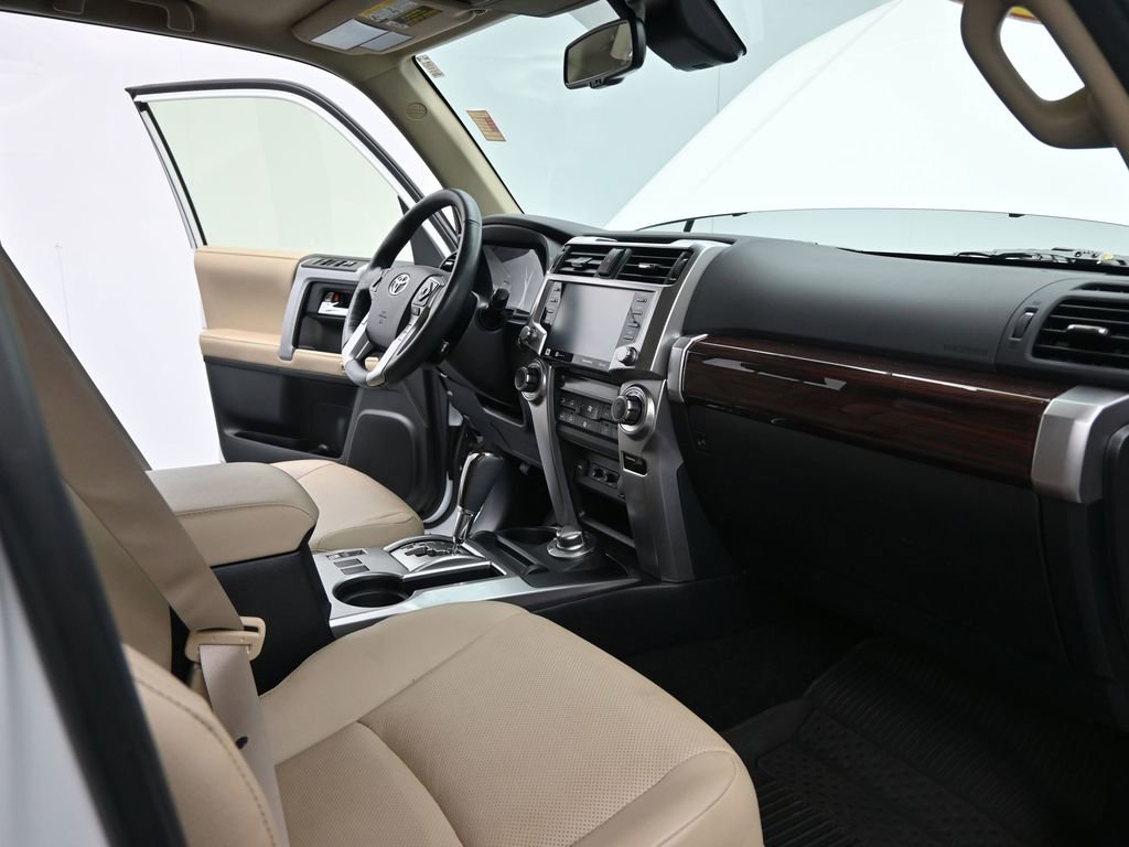 Used 2024 Toyota 4Runner Limited image 19