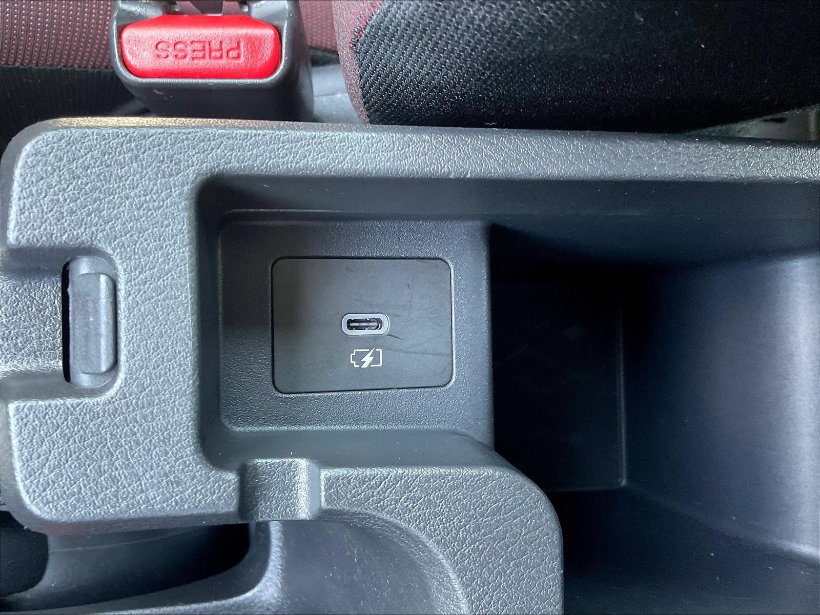 Certified 2025 Nissan Versa SR w/ Trunk Package FWD image 18