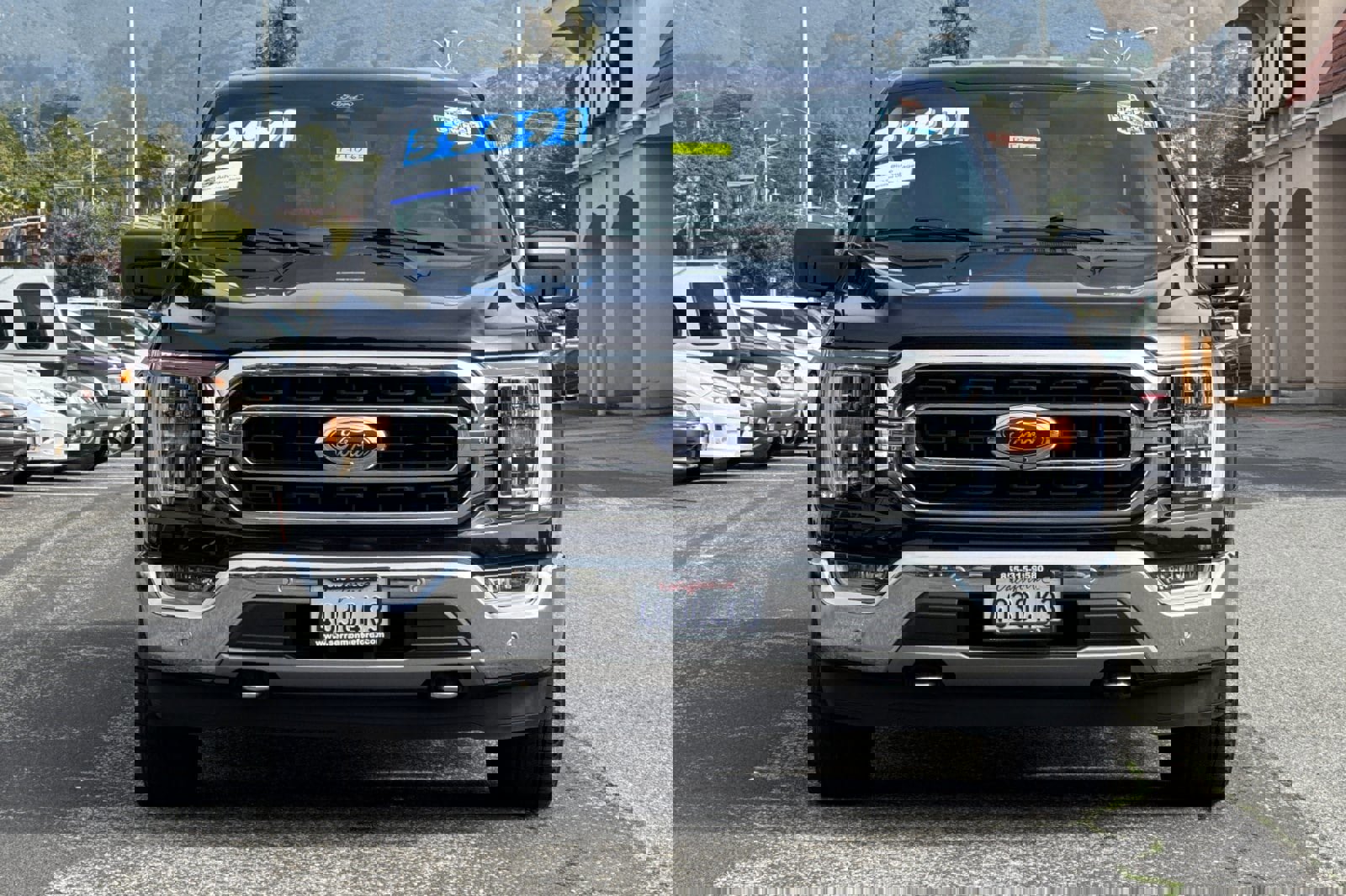 Certified 2021 Ford F150 XLT w/ Equipment Group 302A High image 10