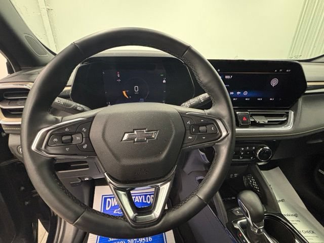Used 2025 Chevrolet TrailBlazer ACTIV w/ Convenience Package FWD image 23