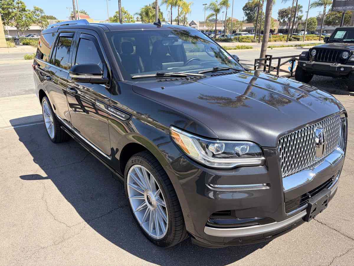 Used 2024 Lincoln Navigator Reserve AWD/4WD image 10