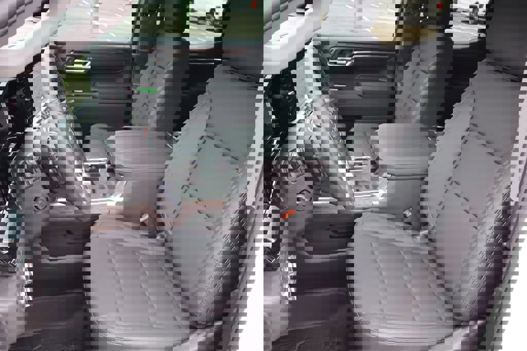 New 2026 GMC Sierra 1500 SLT w/ SLT Premium Plus Package image 13