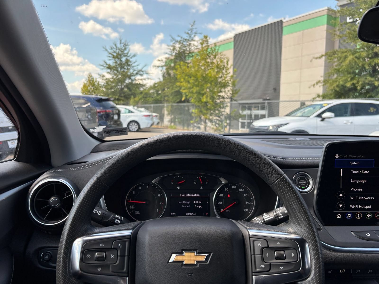 Used 2025 Chevrolet Blazer LT FWD image 34