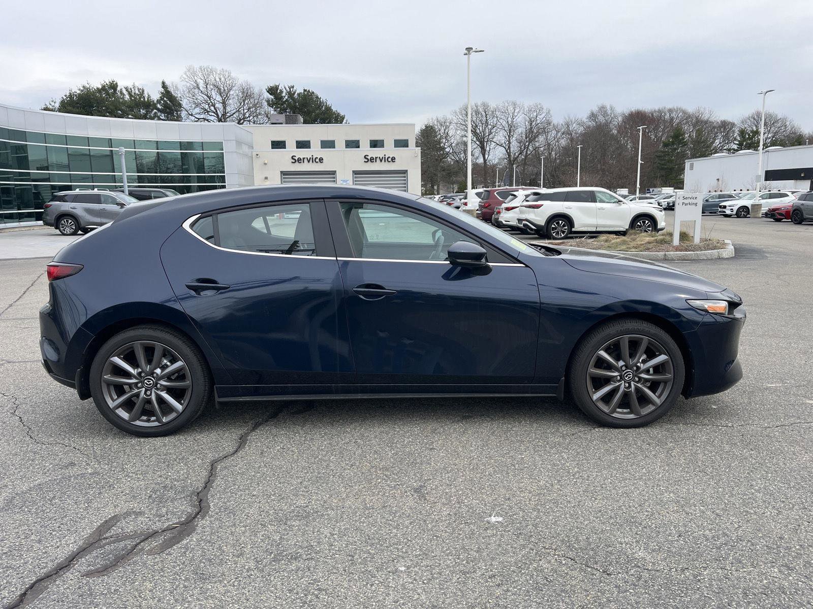 Used 2025 MAZDA MAZDA3 s image 2