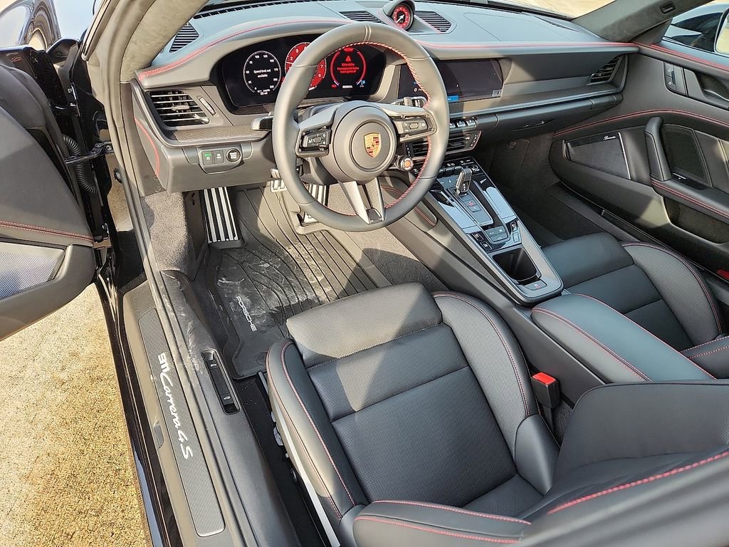 New 2026 Porsche 911 Carrera 4S image 14