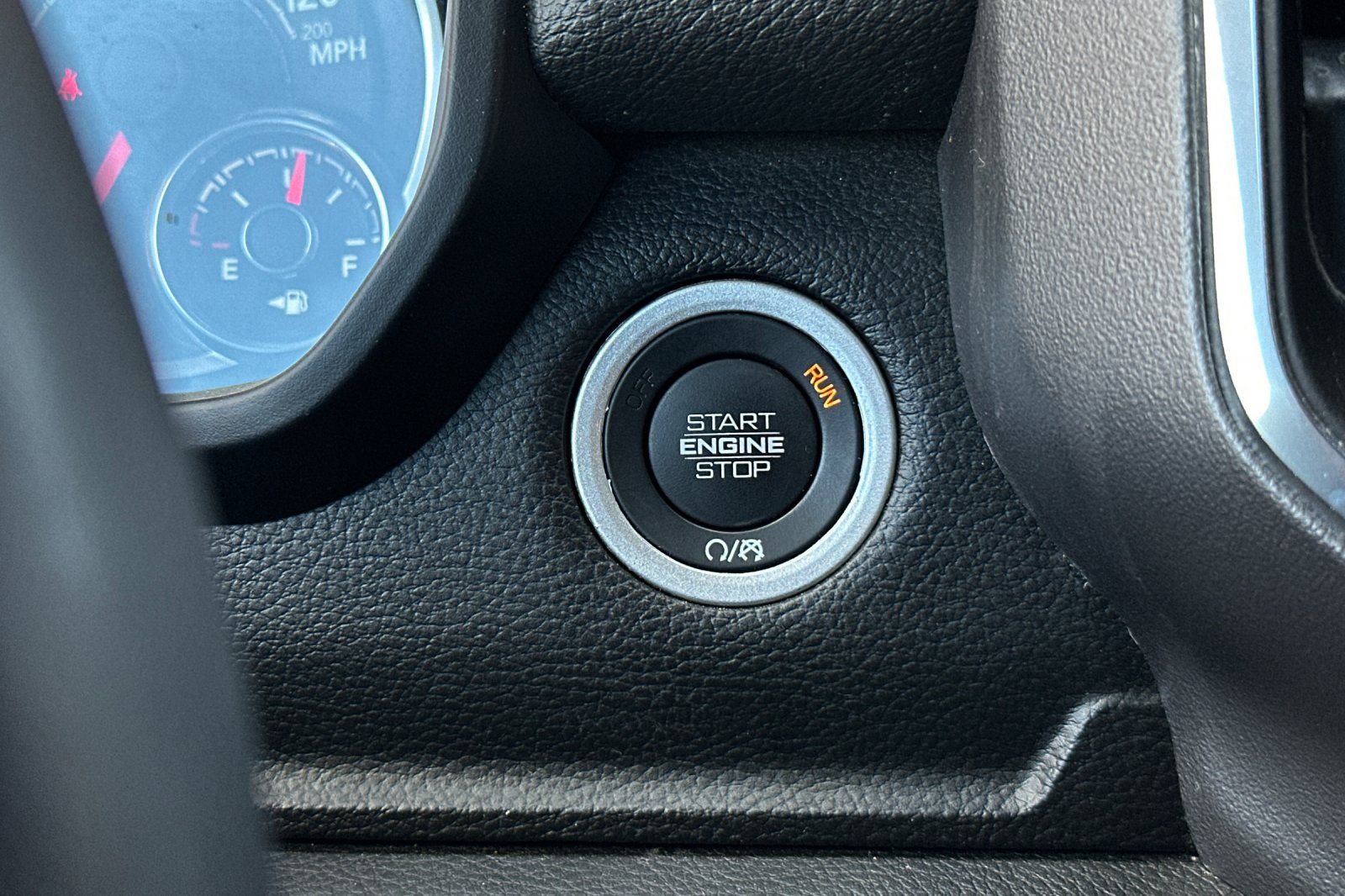 Used 2025 RAM 1500 Laramie image 22