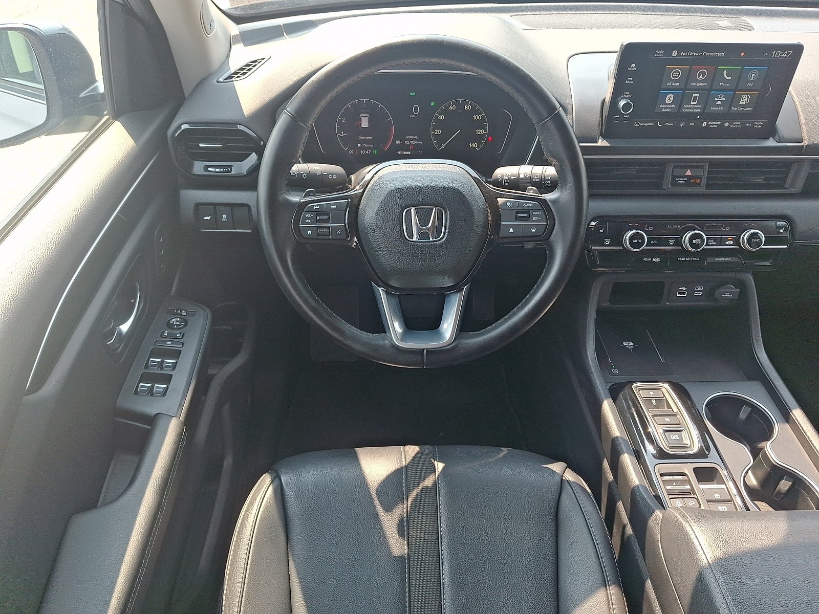 Used 2023 Honda Pilot Touring image 11