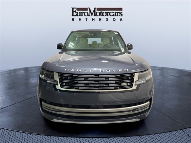 Used 2024 Land Rover Range Rover Long Wheelbase SE image 8