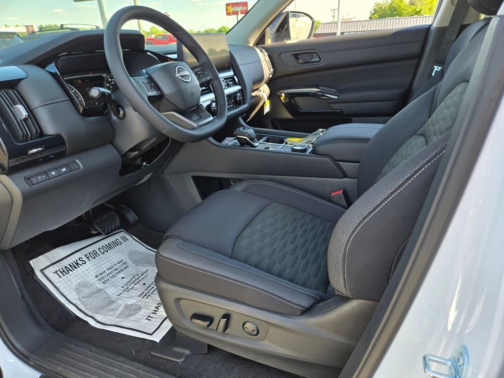 New 2026 Nissan Pathfinder SV AWD/4WD image 4