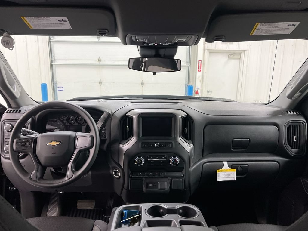 Used 2024 Chevrolet Silverado 1500 Custom w/ Turbomax Blackout Package AWD/4WD image 10