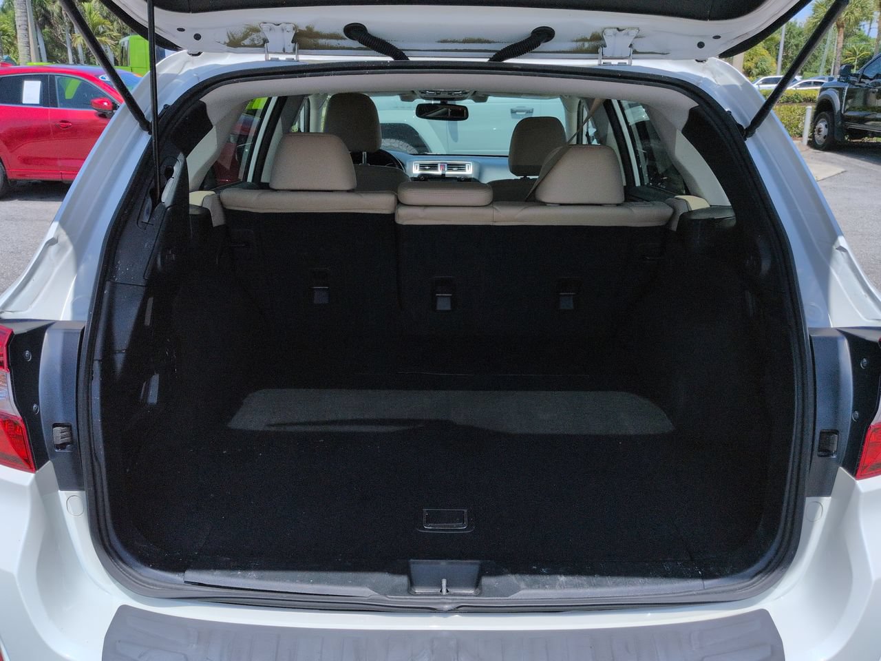 Used 2016 Subaru Outback 2.5i Limited AWD/4WD image 13