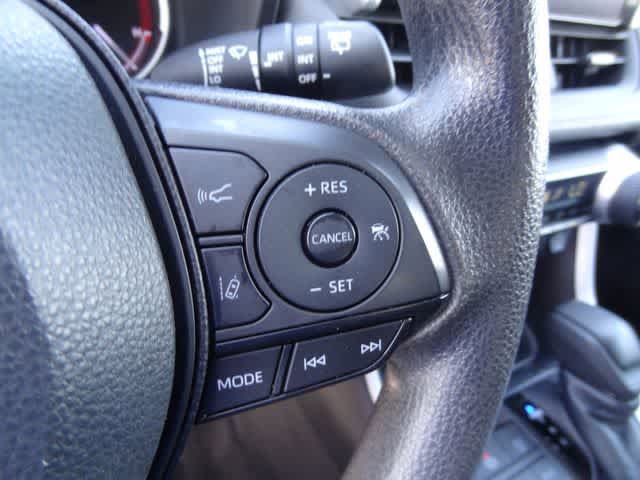 Certified 2024 Toyota RAV4 XLE FWD image 17