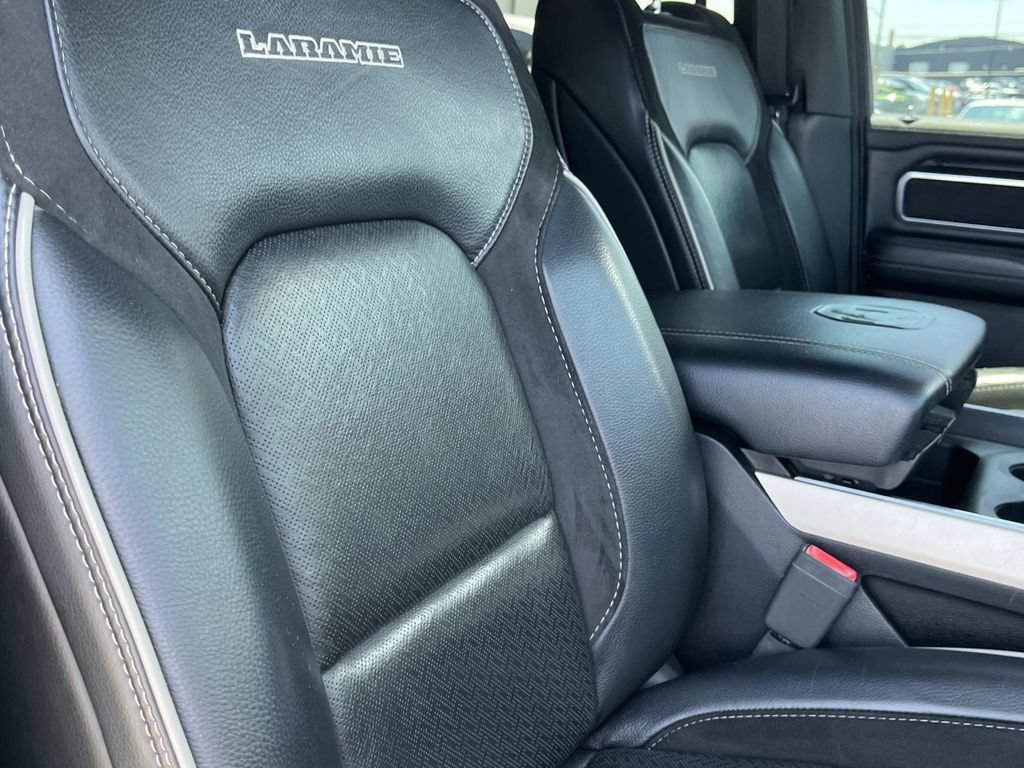 Used 2019 RAM 1500 Laramie w/ Sport Appearance Package AWD/4WD image 28