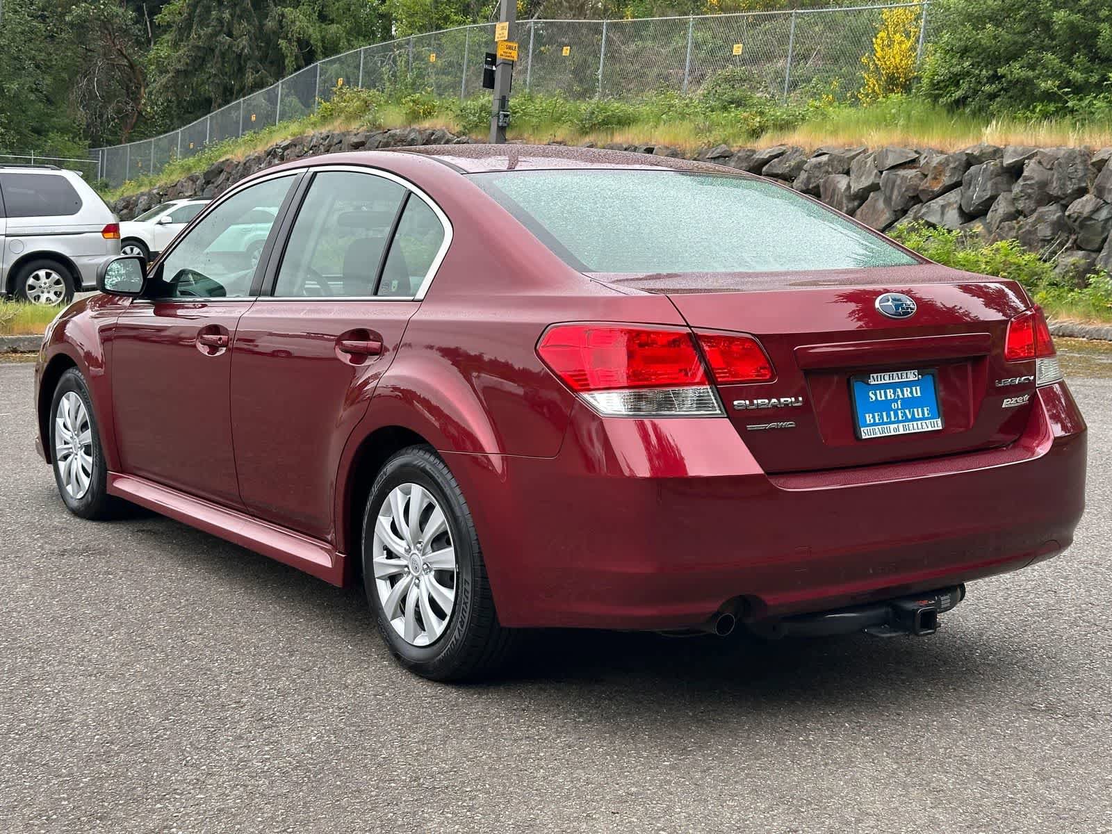 Used 2010 Subaru Legacy 2.5i AWD/4WD image 3
