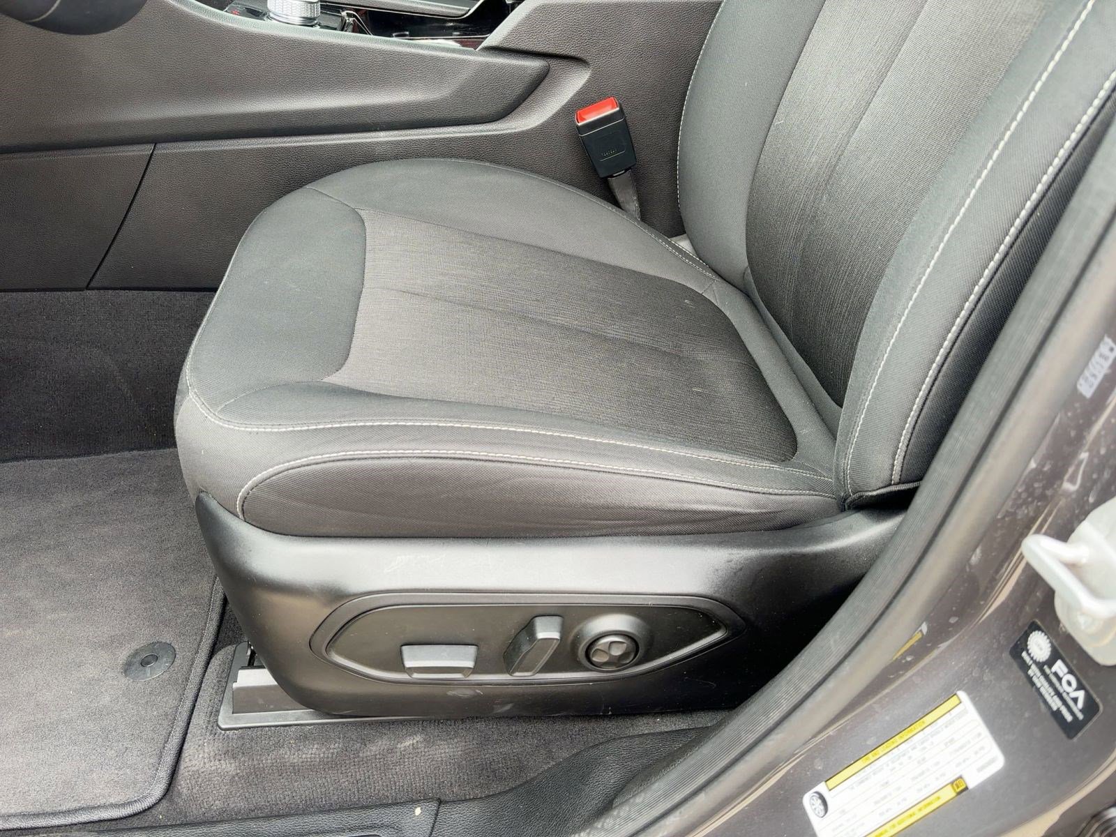 Certified 2022 Jeep Grand Cherokee L Laredo w/ Luxury Tech Group I image 13