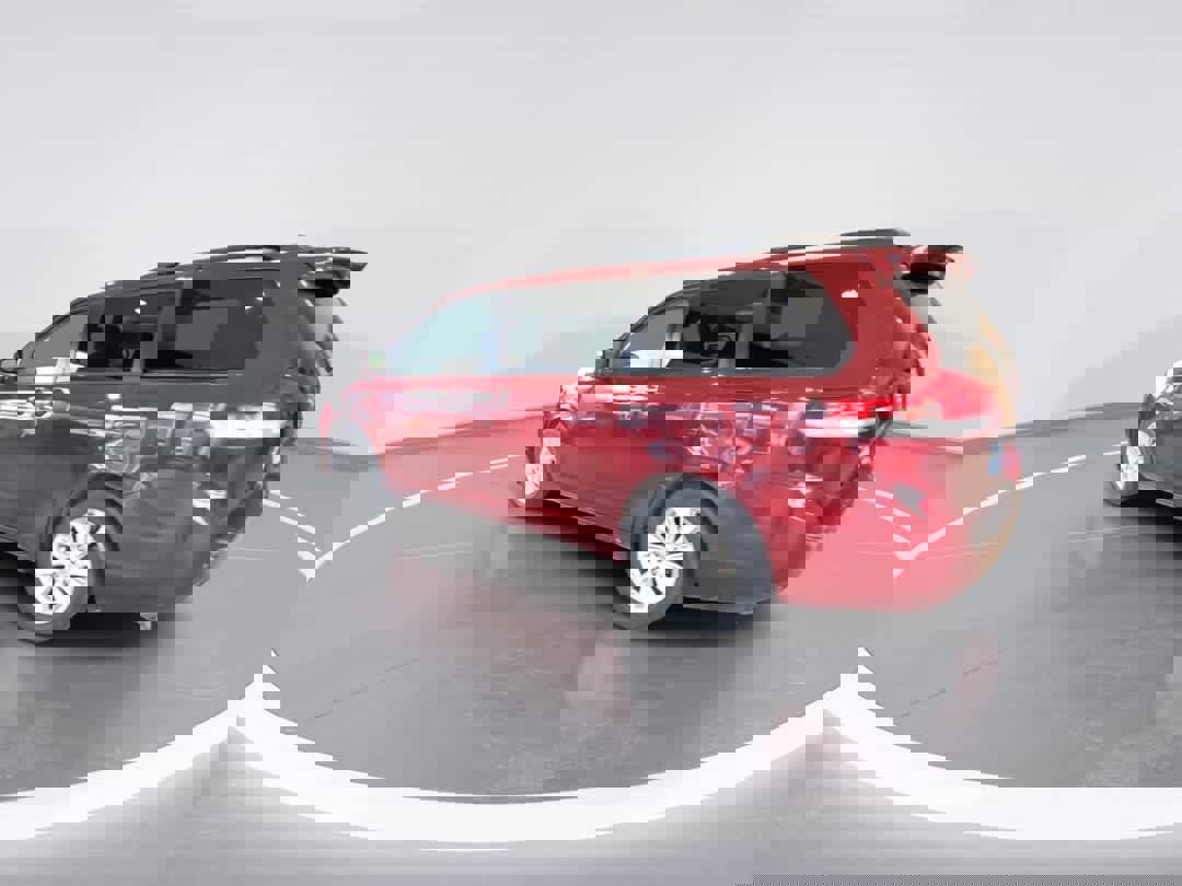 Used 2014 Toyota Sienna Limited image 6