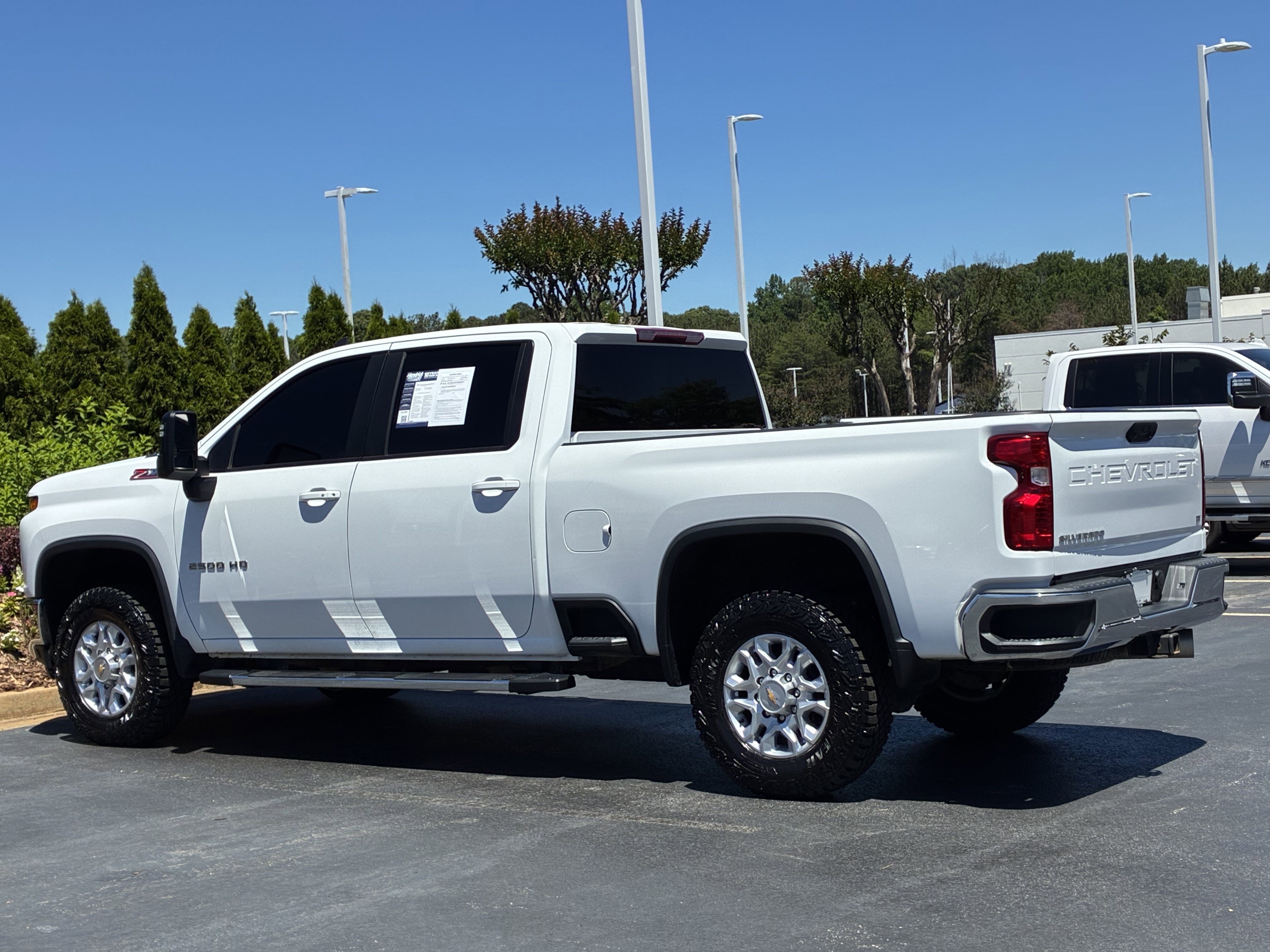Used 2023 Chevrolet Silverado 2500 LT w/ Convenience Package AWD/4WD image 10