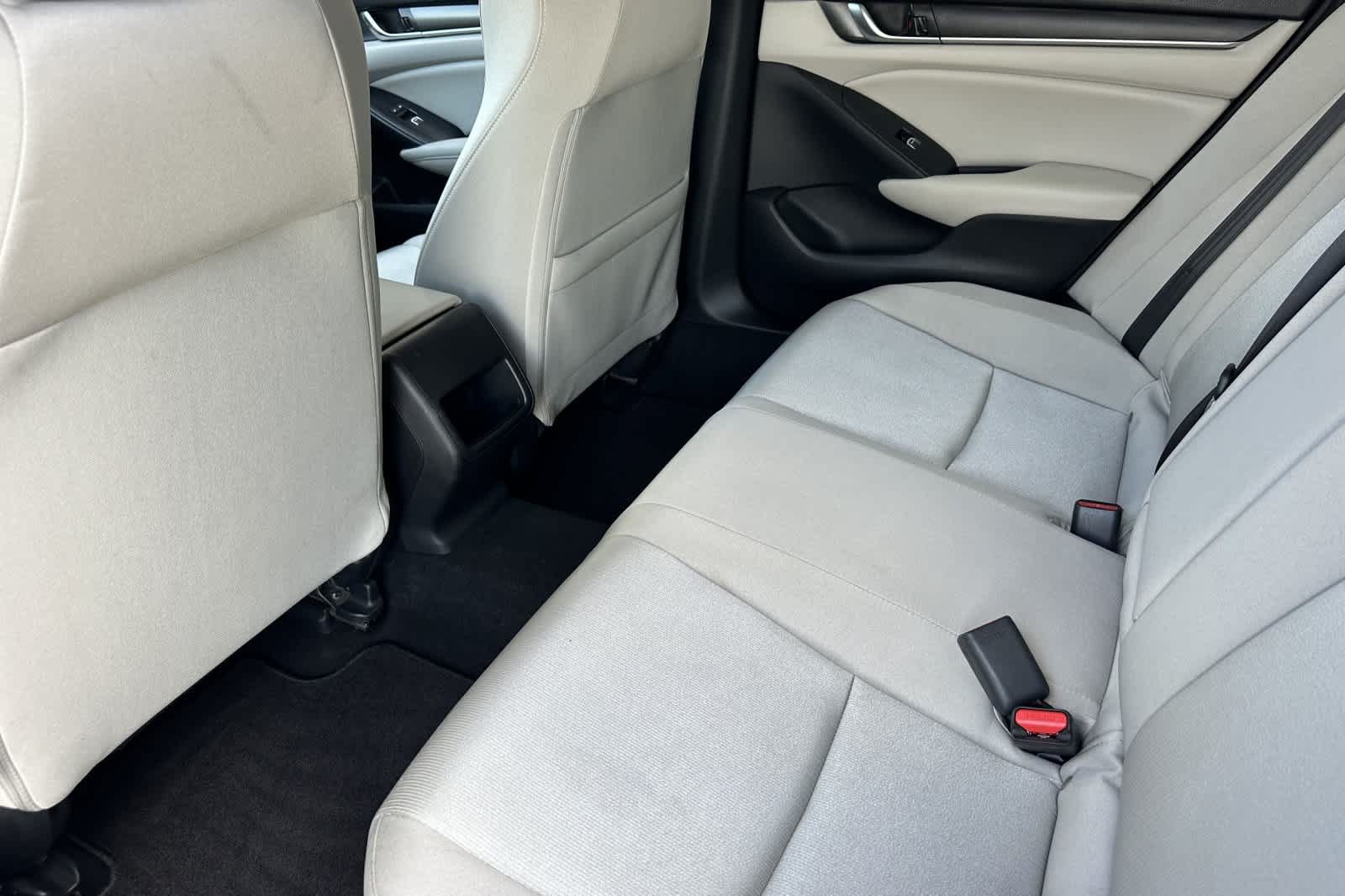 Used 2019 Honda Accord LX image 11