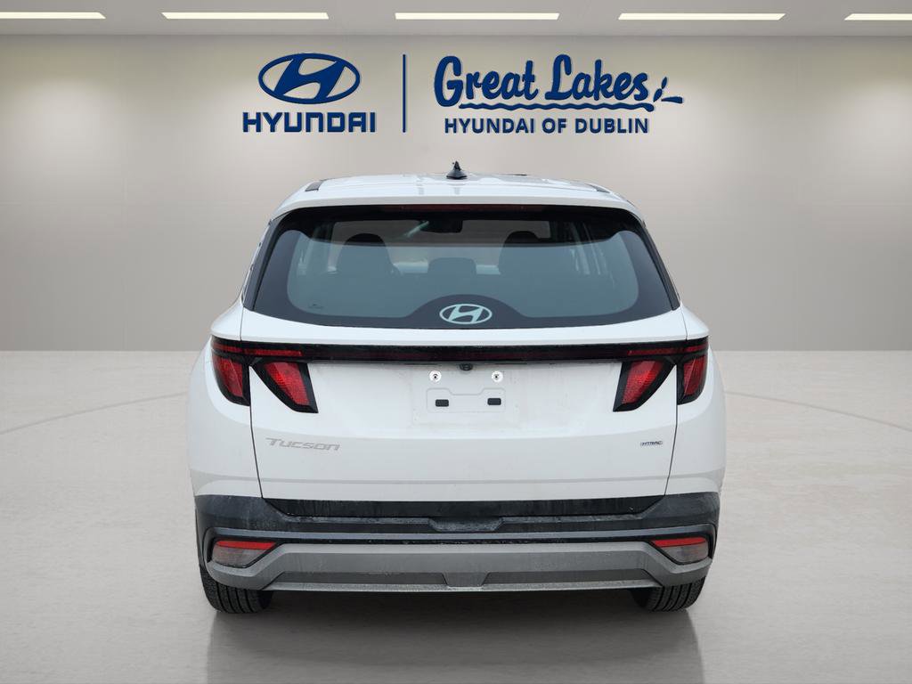 Certified 2025 Hyundai Tucson SE image 4