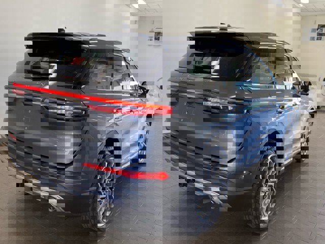 New 2025 Lincoln Corsair AWD w/ Equipment Group 101A image 7