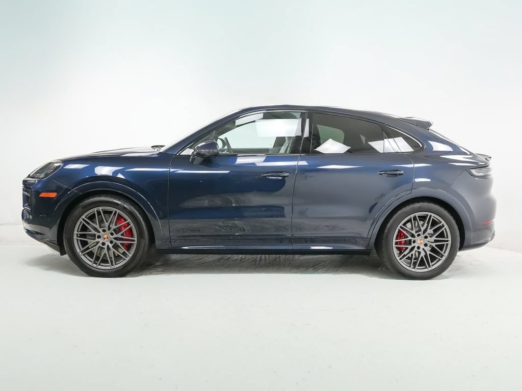New 2026 Porsche Cayenne GTS AWD/4WD image 2