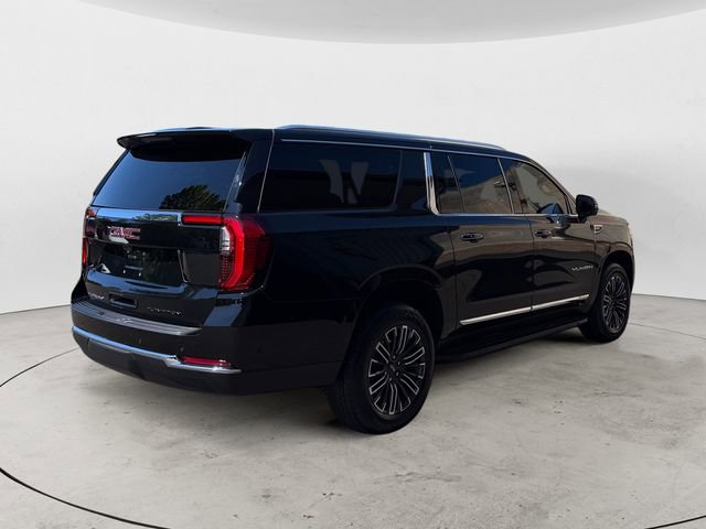 Used 2025 GMC Yukon XL Elevation w/ Elevation Premium Package AWD/4WD image 5