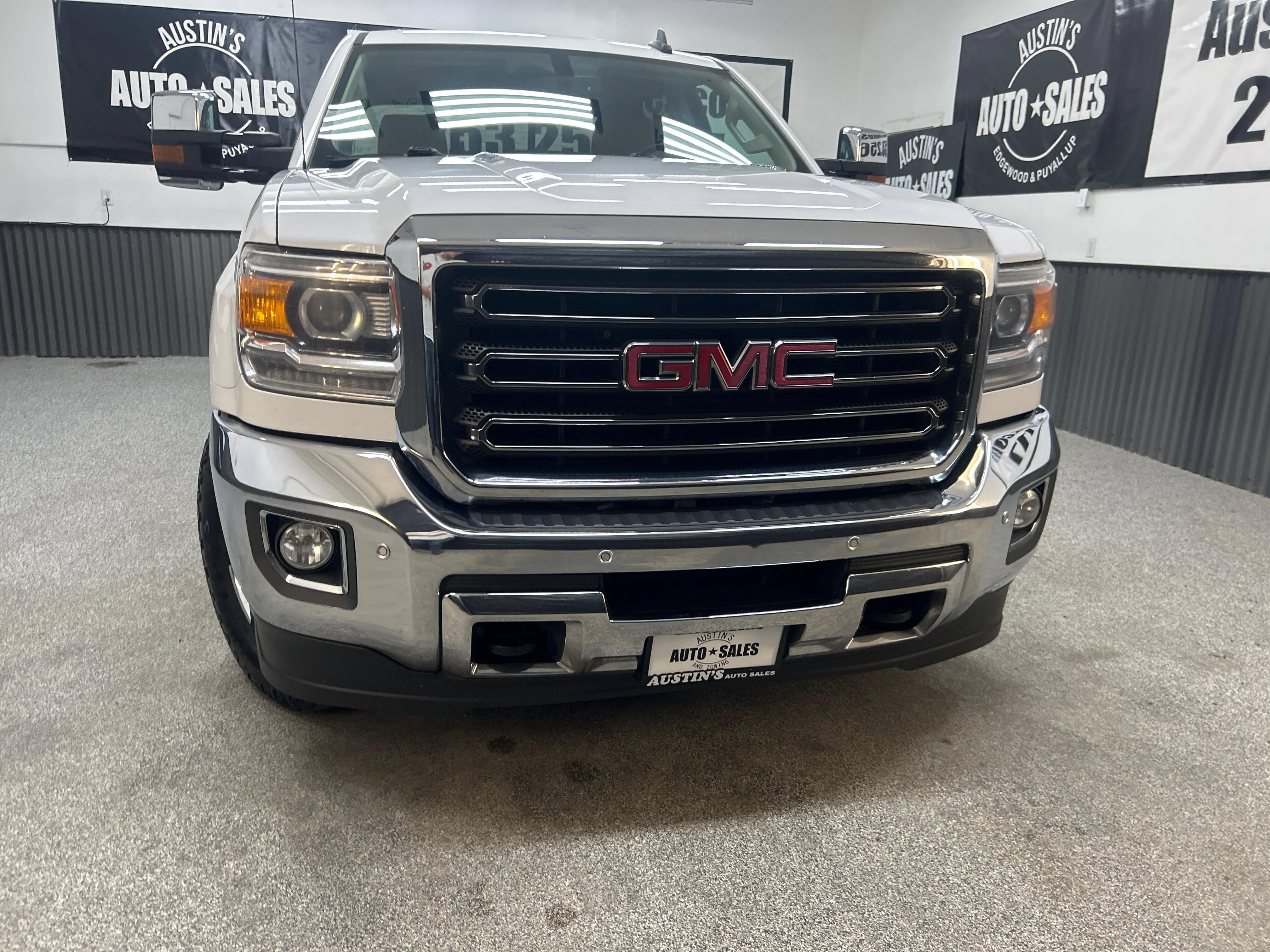 Used 2016 GMC Sierra 3500 SLT w/ Duramax Plus Package AWD/4WD image 2