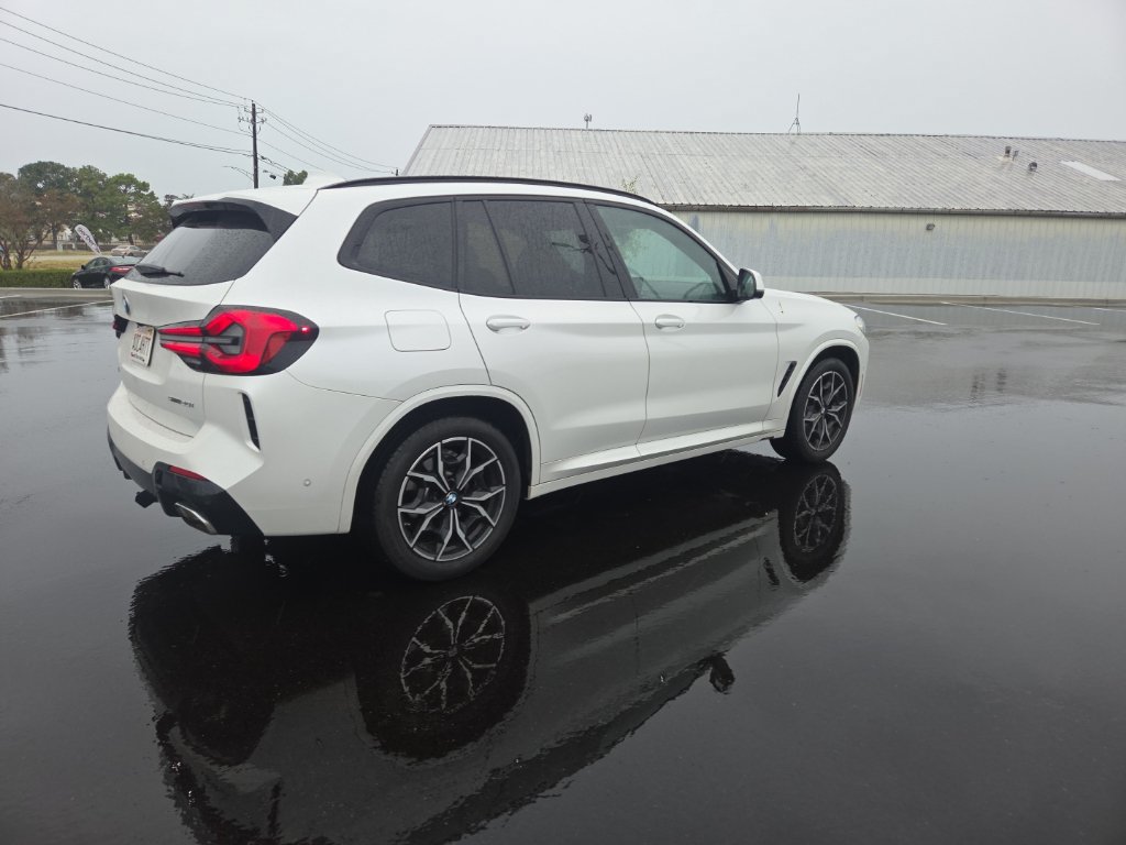 Used 2024 BMW X3 sDrive30i w/ Premium Package RWD image 14