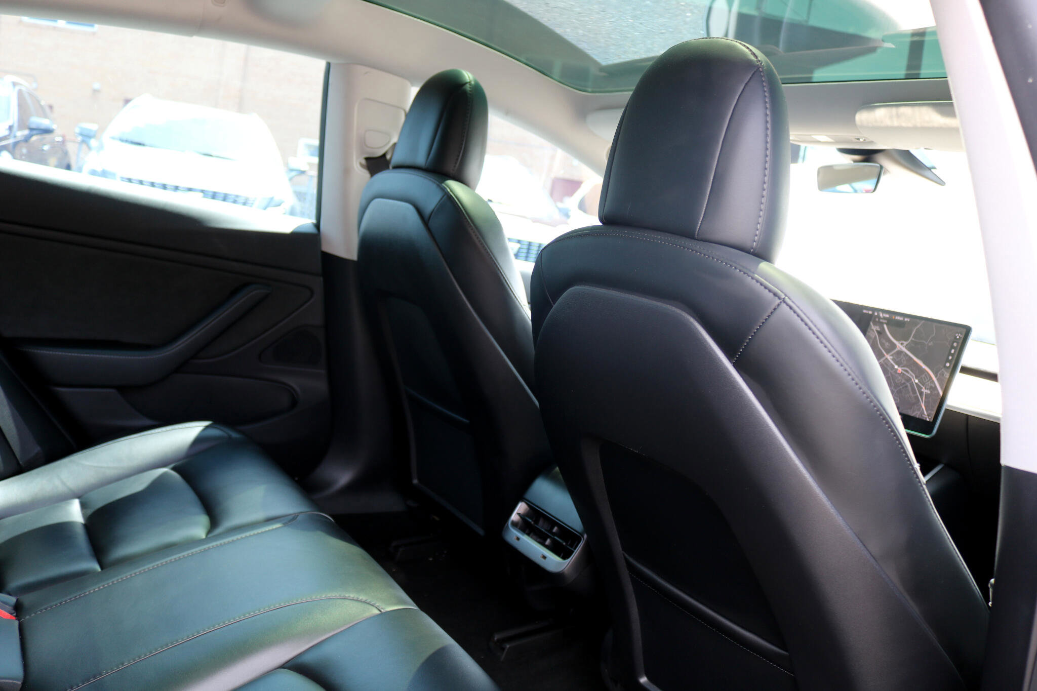 Used 2019 Tesla Model 3 Performance image 31