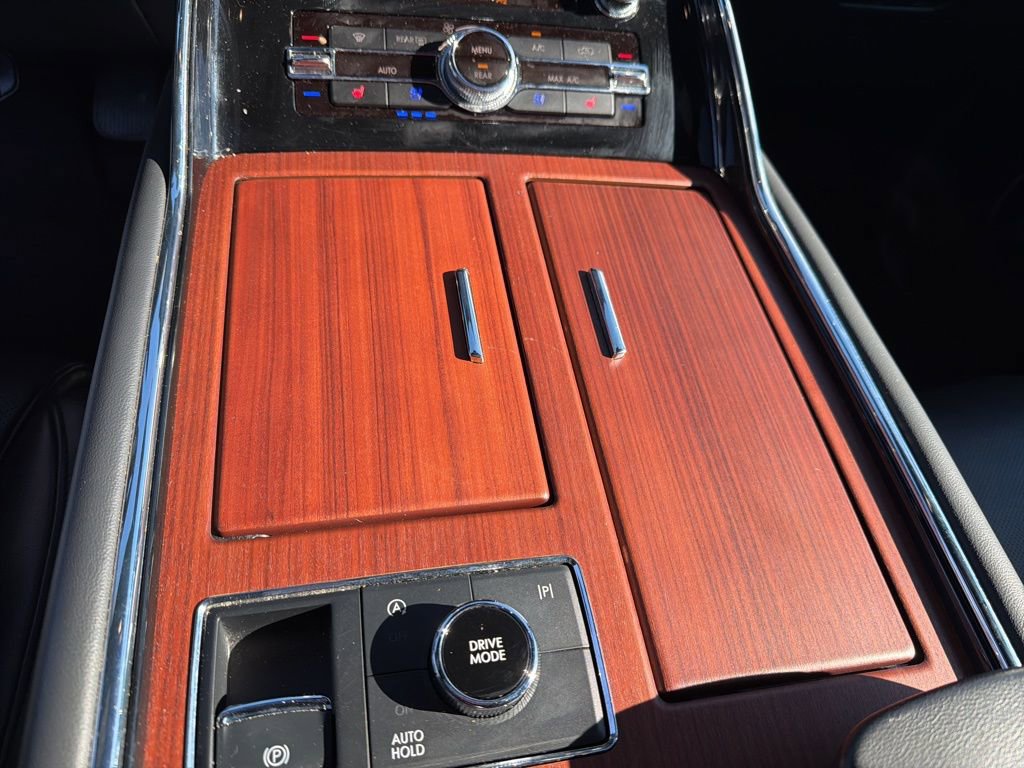 Used 2024 Lincoln Navigator L 4WD image 37