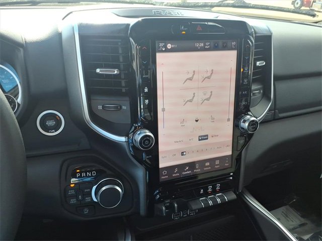 New 2026 RAM 1500 4x4 Crew Cab image 16