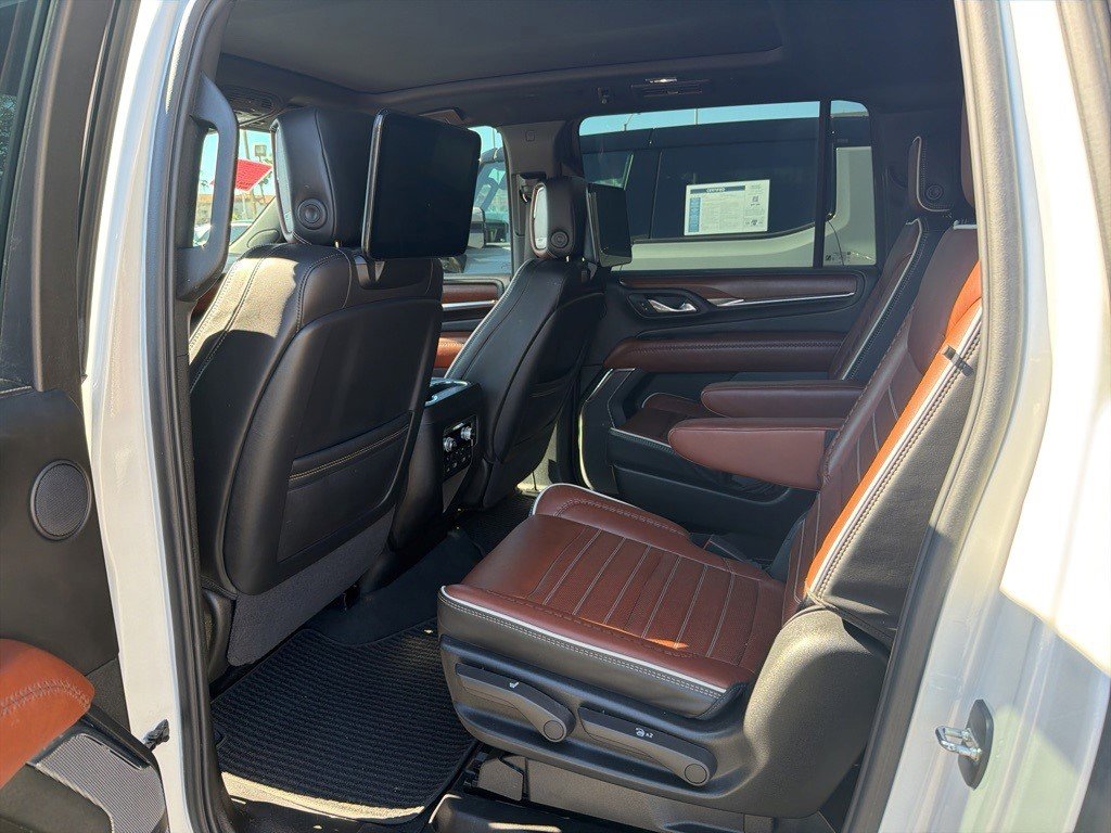Certified 2024 GMC Yukon XL Denali Ultimate image 7