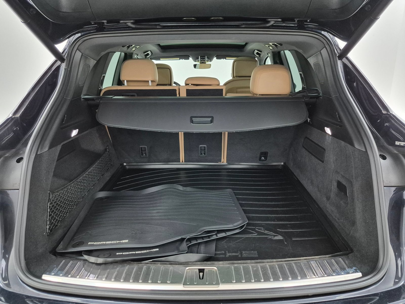 Used 2019 Porsche Cayenne AWD/4WD image 10