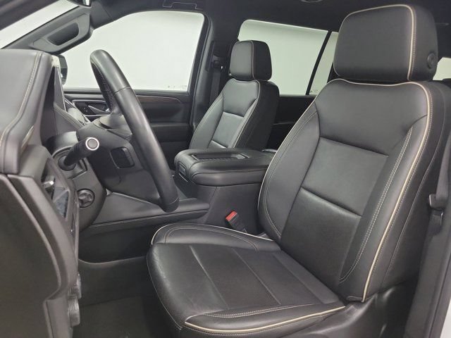 Used 2024 Chevrolet Suburban Premier RWD image 22