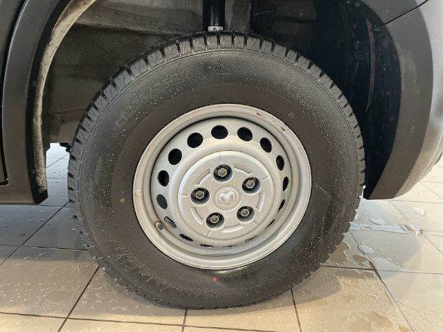 Used 2024 RAM ProMaster 2500 w/ Convenience Group FWD image 37