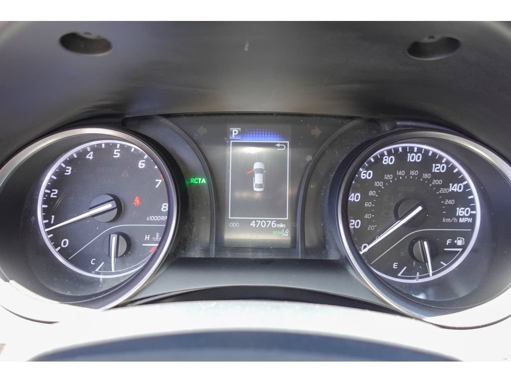 Used 2024 Toyota Camry SE FWD image 16