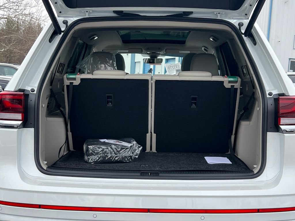 New 2026 Volkswagen Atlas SEL Premium R-Line image 16