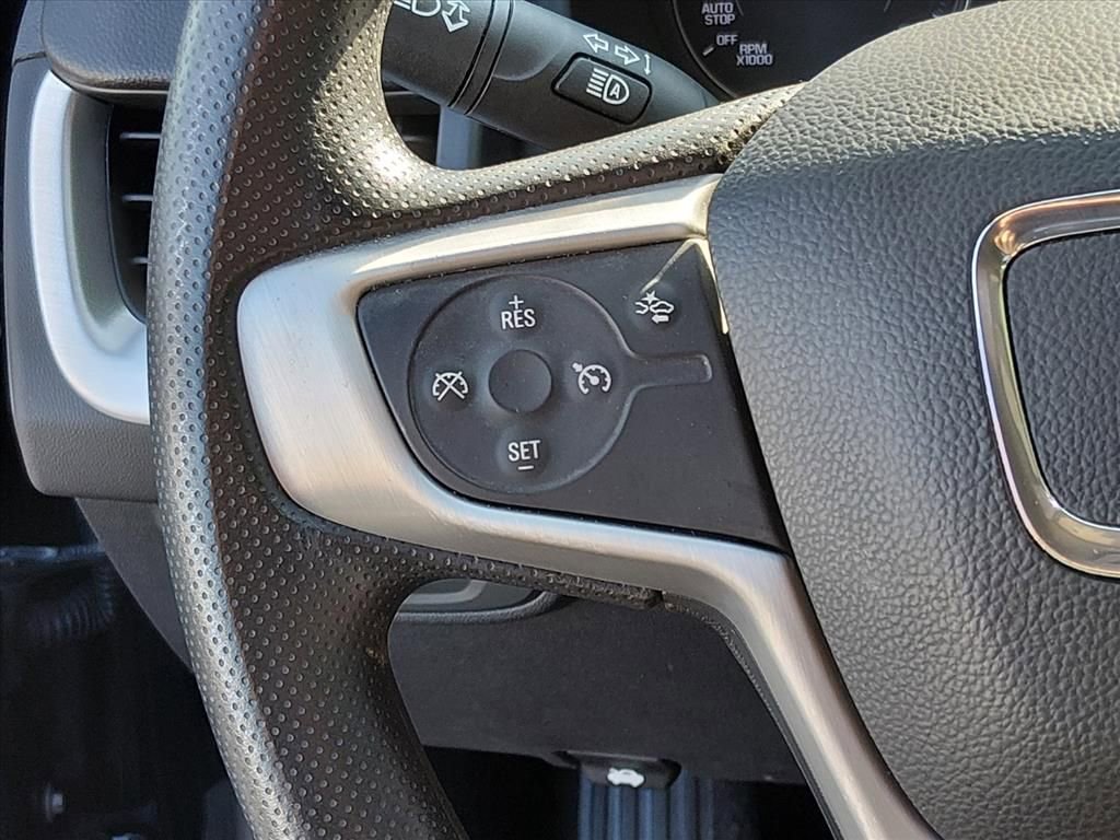 Used 2022 GMC Terrain SLE FWD image 17