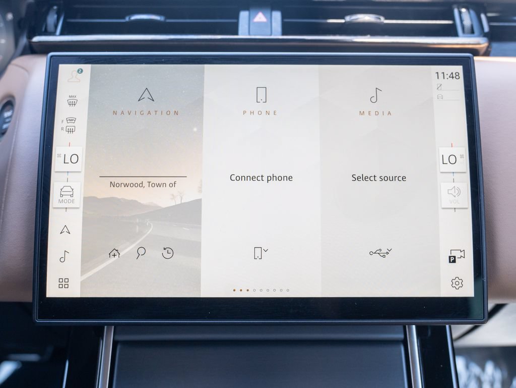 New 2025 Land Rover Range Rover Velar Dynamic HSE AWD/4WD image 21