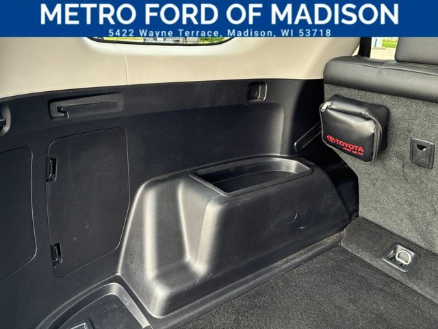 Used 2023 Toyota 4Runner Limited AWD/4WD image 40