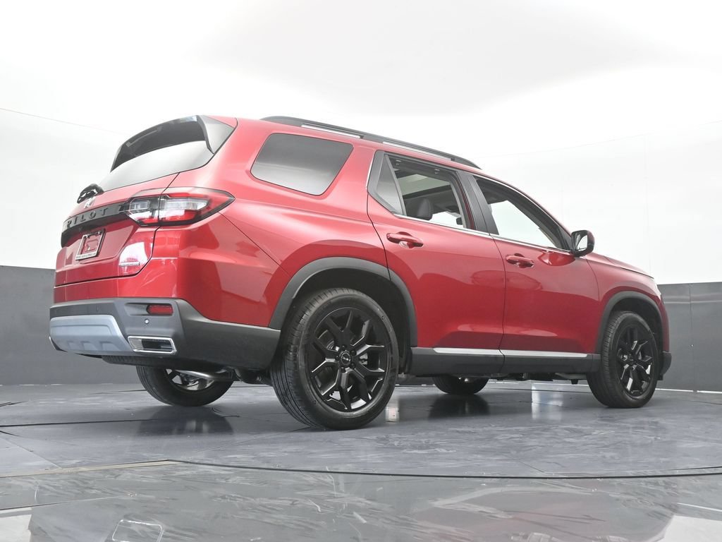 Used 2025 Honda Pilot Touring image 70