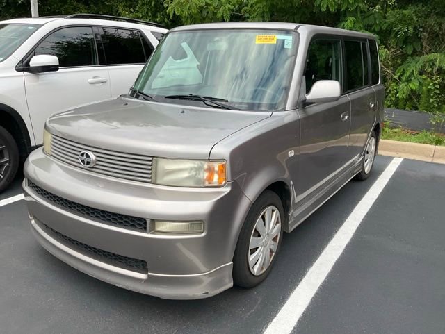 Used 2005 Scion xB FWD image 11